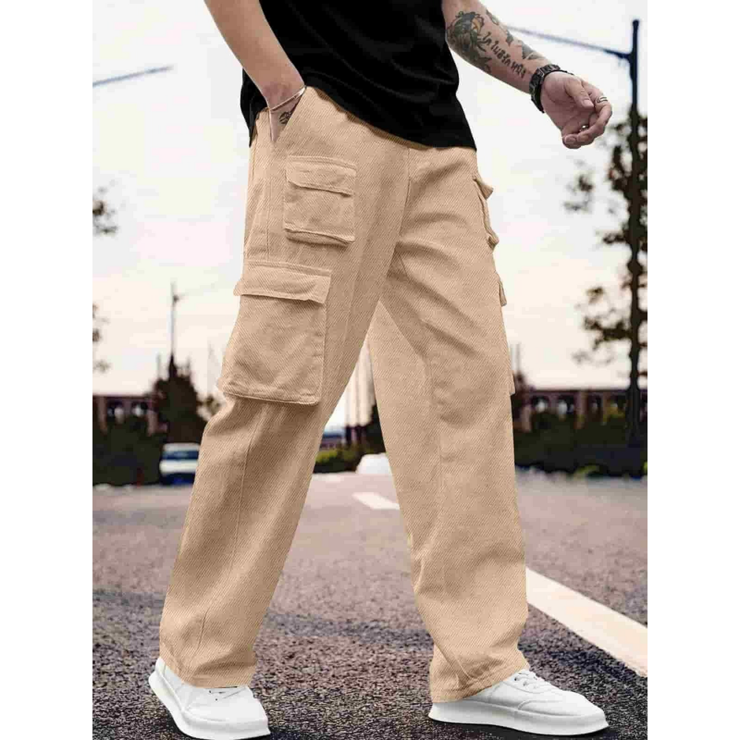 Men Relaxed-Fit Cargo